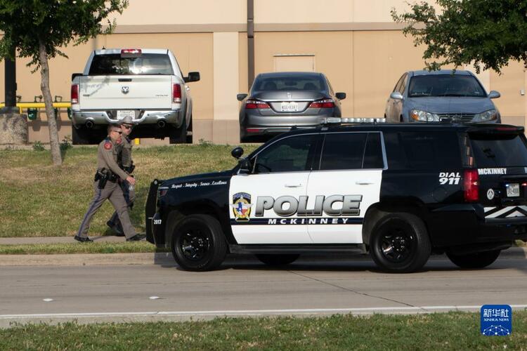 记者手记：每一声枪响都在撕裂美国