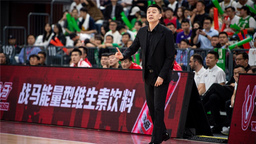 杨鸣：辽宁队求胜欲更强 赵继伟非常重要