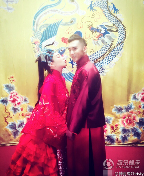 钟丽缇张伦硕拍婚照 凤冠霞帔的她第三次结婚_娱乐_腾讯网