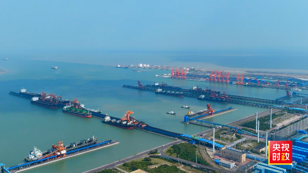 习近平河北行丨能源大港矗立东方走进黄骅港煤炭港区