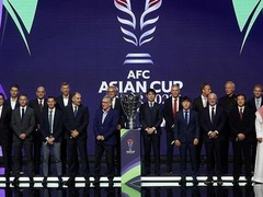 国足领队邵佳一：亚洲杯同组对手都不弱