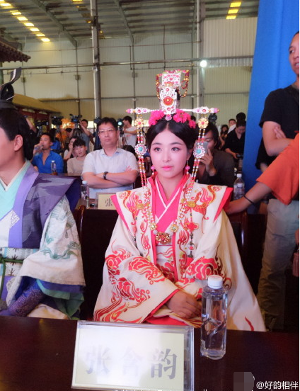 组图：张含韵穿古装亮相 这个公主有点美_娱乐_腾讯网