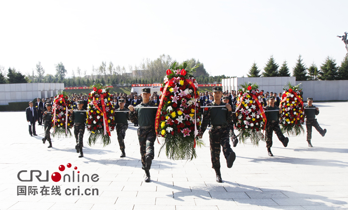 02【吉林】【原创】长春市南关区举行向革命烈士敬献花篮仪式