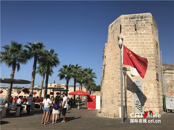 图片默认标题_fororder_1.中以共办阿卡龙舟节，庆祝中国国庆节和犹太新年。（摄影 孙伶俐）