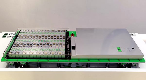 （张）中省主流媒体聚焦宜宾动力电池产业发展_fororder_四川时代产品巧克力换电块-摄影-高学兵