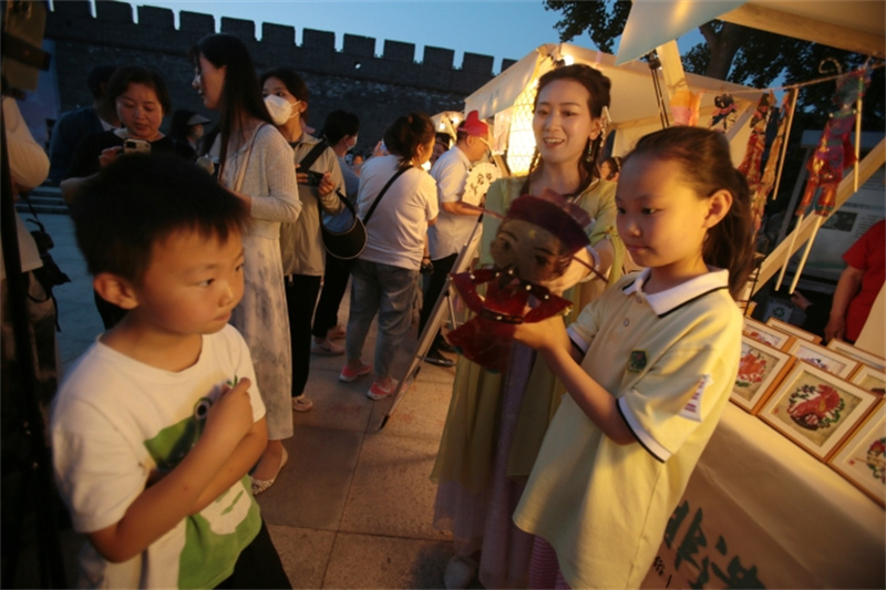 趕“非遺市集” 品古都文化 開封新潮非遺集市打通文旅融合新路徑_fororder_4