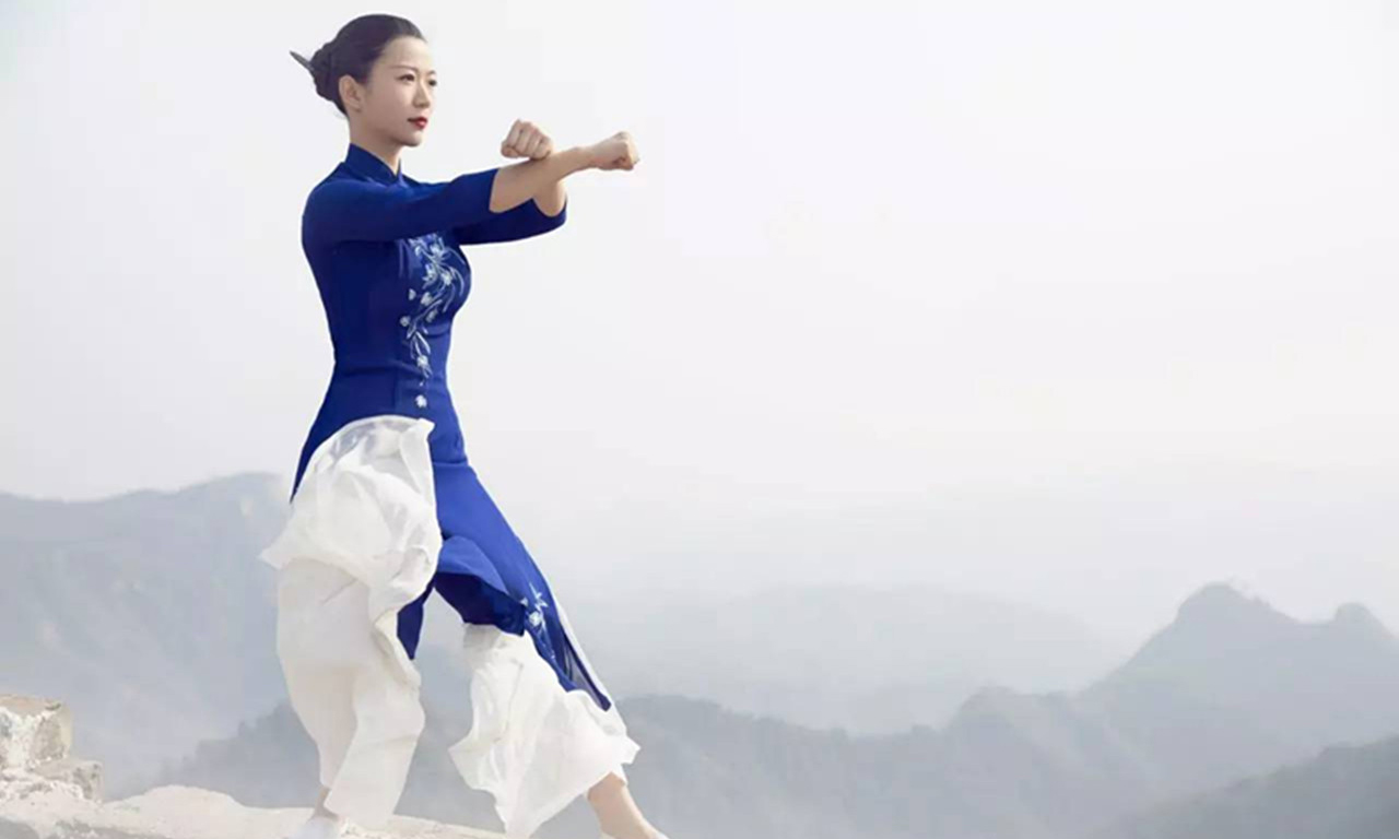 最美太极传人:出身军阀世家 众多名人拜师