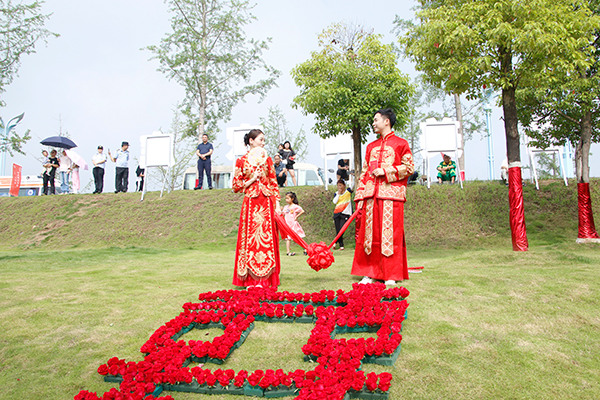 （张）宜宾市南溪区公园式婚姻登记处为爱正式启用_fororder_我们结婚啦-摄影-高学兵