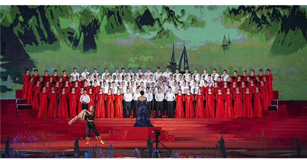 開原市舉辦慶祝新中國成立70週年大合唱文藝演出