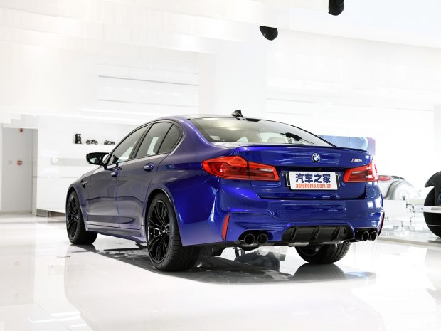 图片默认标题 图片默认标题_fororder_宝马3