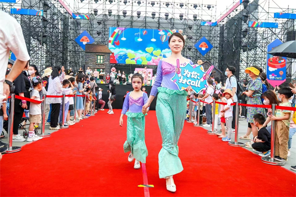 超级戏剧儿童节在武汉欢乐谷开场_fororder_图片7