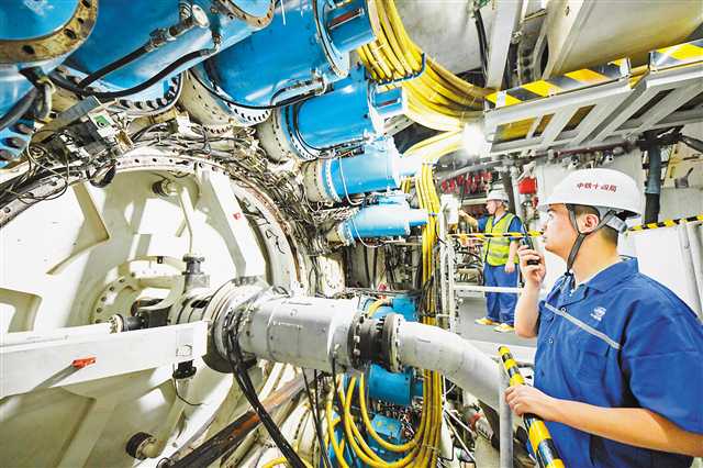 全国首条穿长江高铁隧道 重庆长江隧道进入盾构掘进施工阶段