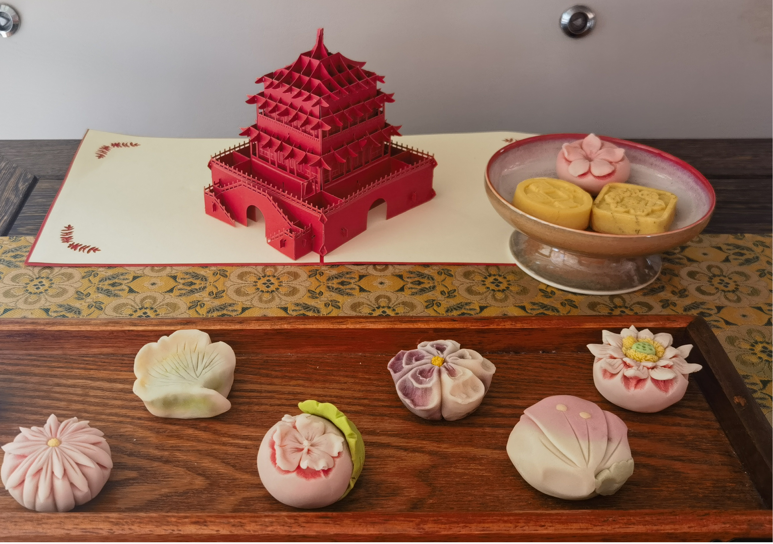 穿越盛唐 全国首辆博物馆主题观光车“博物馆号”亮相西安_fororder_图片3