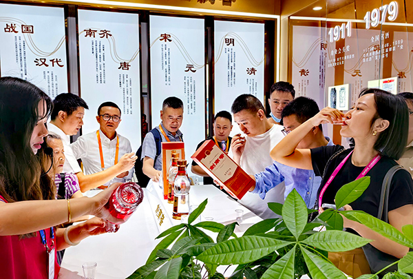 （张）美酒香约 德扬天下 2023四川国际美酒博览会在德阳开幕_fororder_IMG_20230619_091501