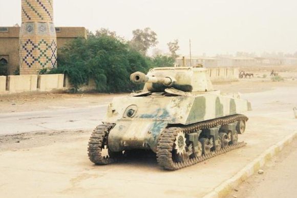 二戰博物館？美軍中東發現大批稀有坦克
