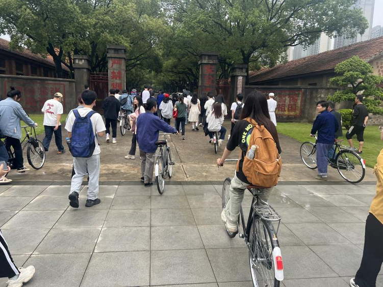 东华理工大学联合小平小道陈列馆开展红色实景互动剧场活动_fororder_昨15-2