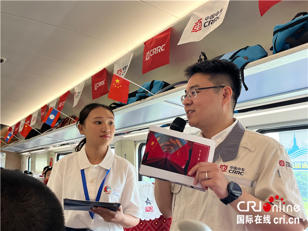 “坐着火车看世界”老挝站 | “澜沧号”化身移动课堂 老挝“动车第一课”开讲_fororder_老挝1