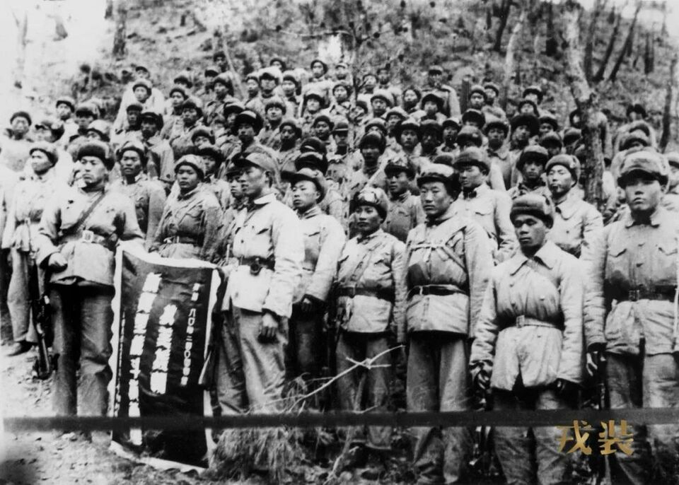 94岁老战士获终身成就奖！他的作品太震撼