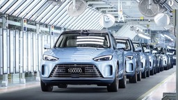 刷新10万辆下线行业纪录 赛力斯汽车与华为跨界合作迎来里程碑