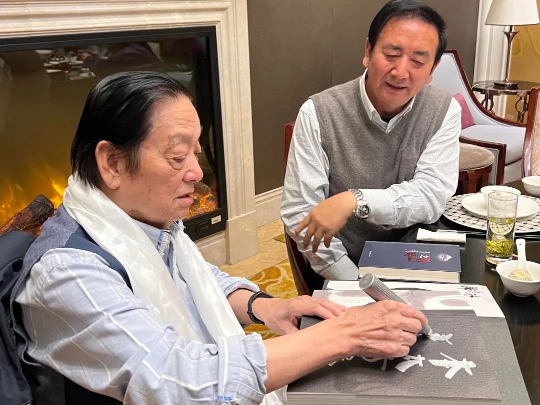 从良渚到三江源，“韩美林艺术大篷车”追寻文明之始，致敬生命之源