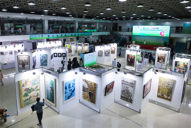 长安大学城高校毕业成果联展暨创新创意大赛开幕_fororder_图片21