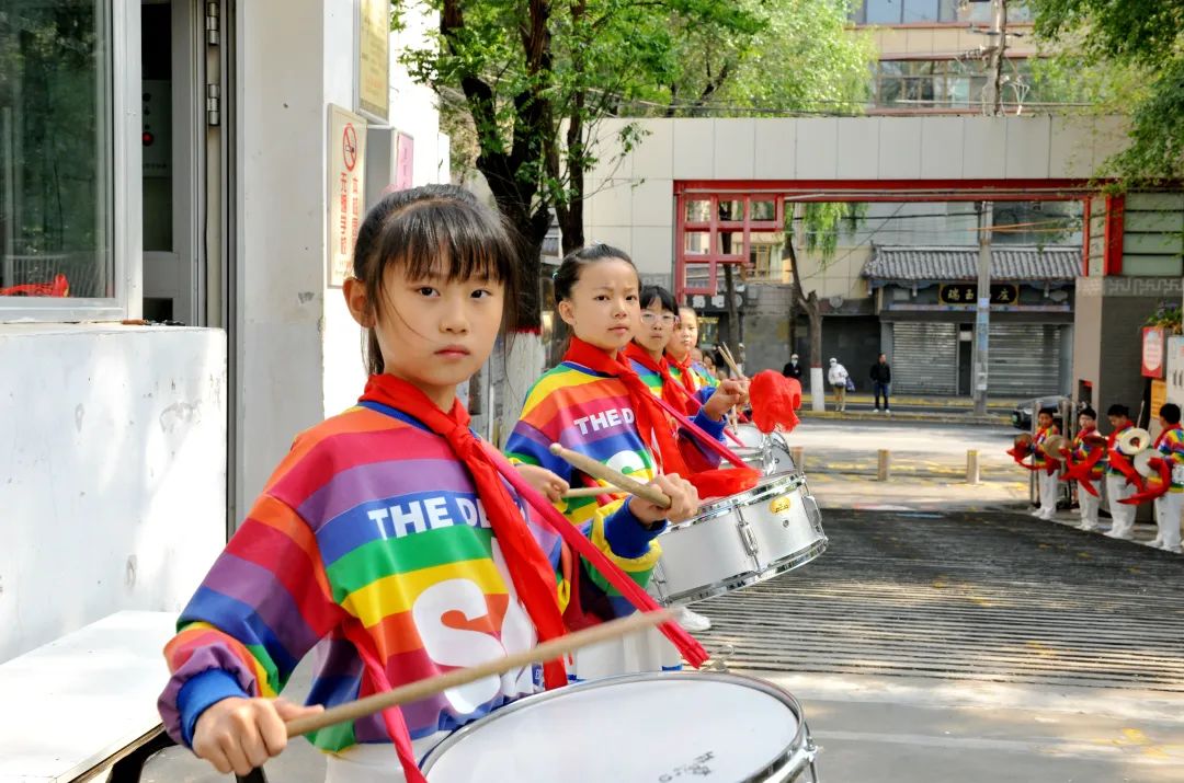 海拔最高的“美林教室”，昨天亮相西宁市西关街小学