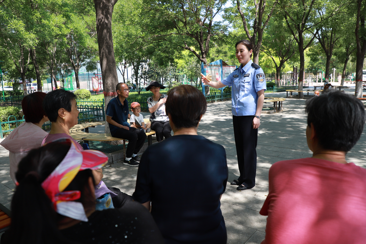（原创）河北孟村：踏查铲毒“空地联合”  禁毒宣传多维覆盖