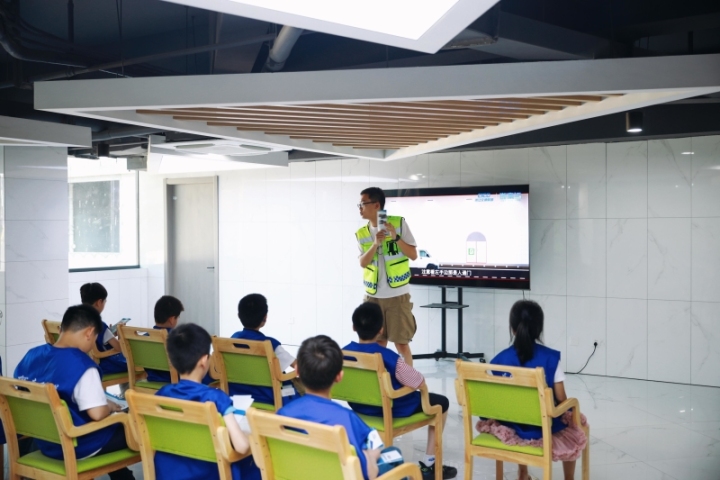 交通科普走进永康未来社区，助力“双减”在行动_fororder_1685333290922_6474252ad0ff8e0001f3d870