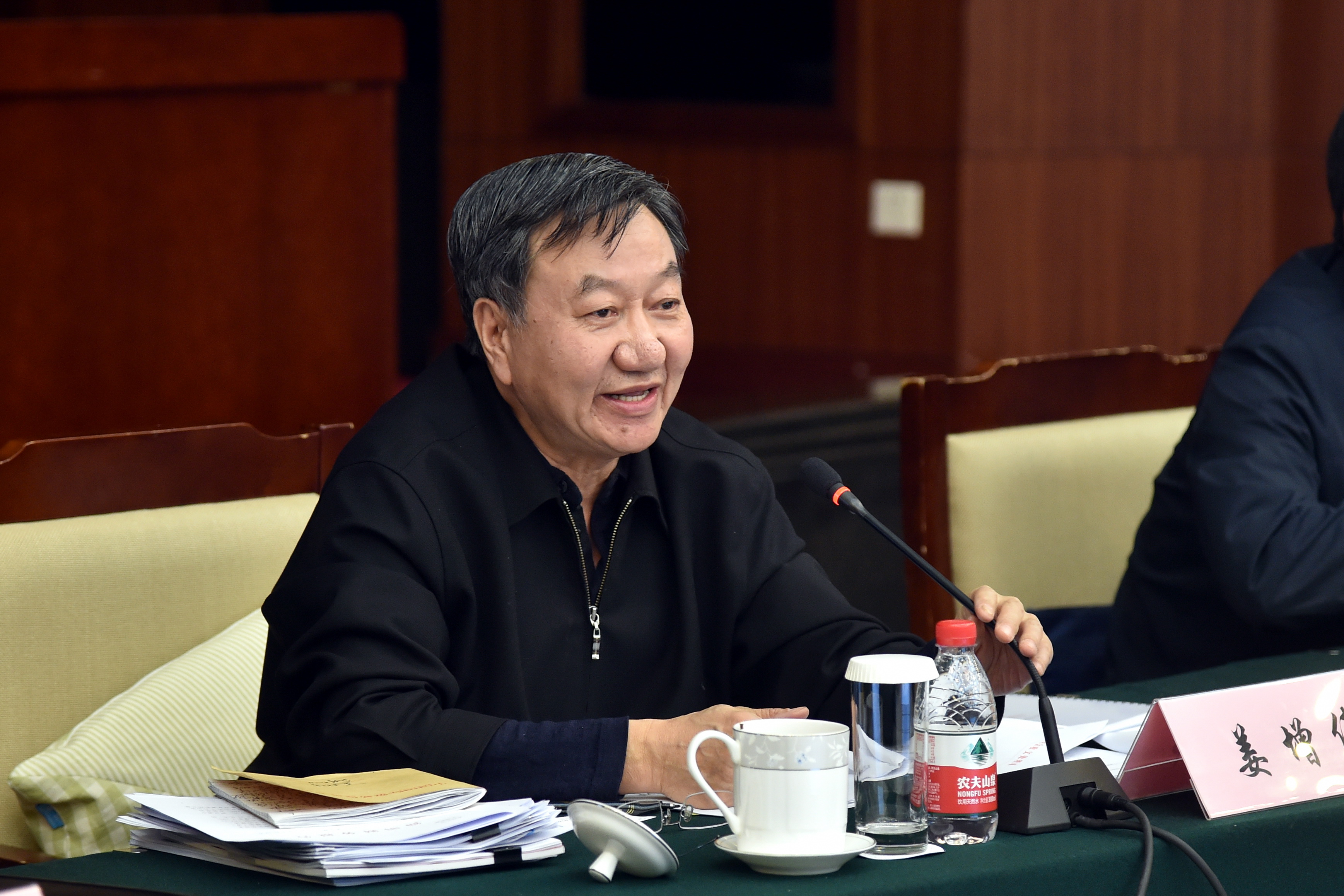 接下来为大家介绍几位重量级的演讲者