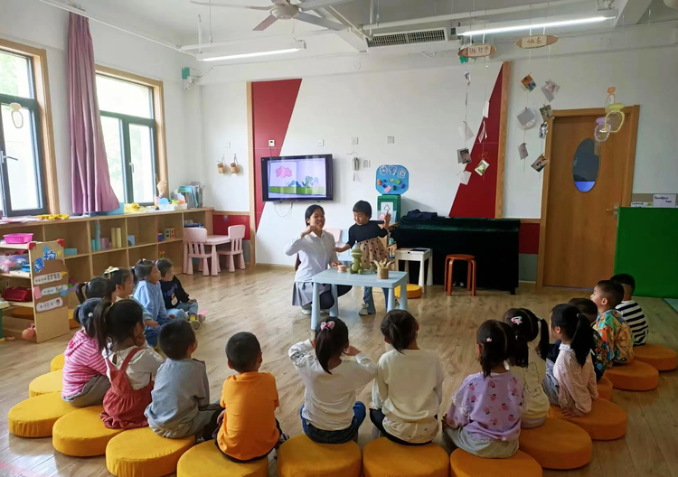 （原创）石家庄市新华区：小托育大服务 破解养育难题_fororder_微信图片_20230531142736