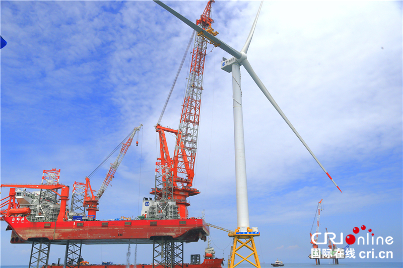 全球首臺16兆瓦海上風電機組在福建海上風電場完成吊裝_fororder_01