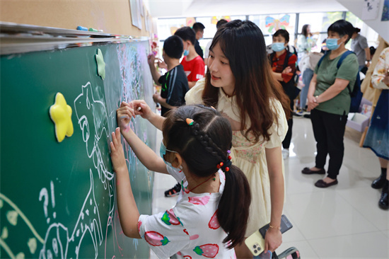 兒童友好空間“1M+一米繪” 亮相蘇州美術館