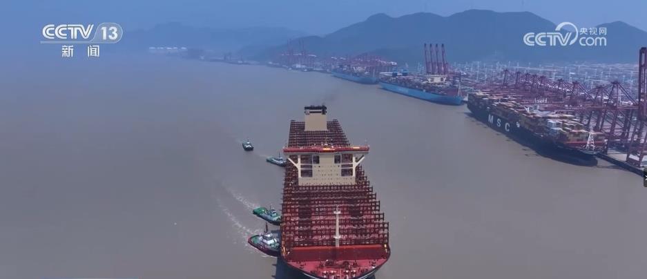 我國自主設計建造超大集裝箱船多項指標均居世界最高水準