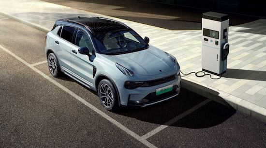 领克“亚太战略”再启新程 与宏益集团签约布局中国澳门市场_fororder_image003