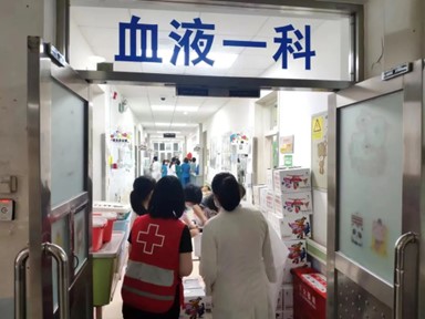 中國紅十字基金會向大病患兒發放“英雄能量包”_fororder_3