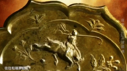 镜鉴古今 匠心独运——《艺术里的奥林匹克》带您赏析《唐菱花打马球铜镜》的幻彩灵动