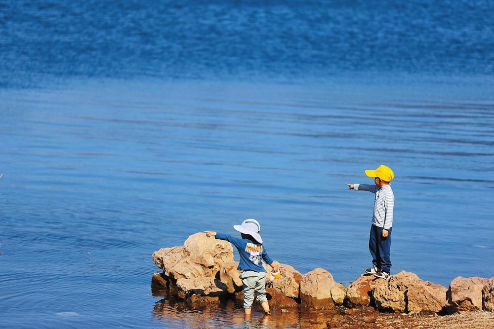 玉溪澄江：散步撫仙湖畔 感受清涼一夏_fororder_f927e