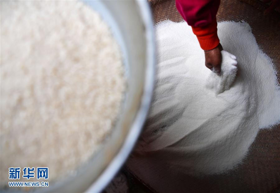 【图说荆楚】土家美食茅香粑