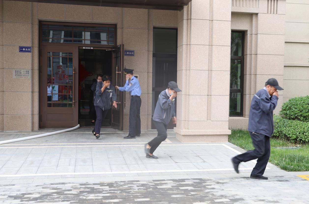 （原创）沧州高新区：绷紧消防安全弦 筑牢社区防火墙_fororder_图片1