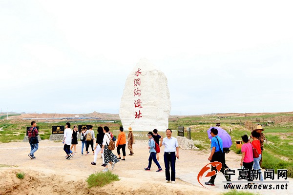 穿越史前 沐浴古文明 探寻藏兵洞