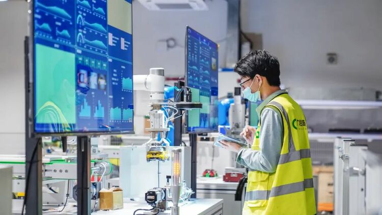 九个理由告诉你，为什么是吉利学院！_fororder_6