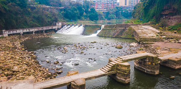 （张）自贡：探访贡井老街河街 文旅融合“唤醒”城市记忆_fororder_1老街河街