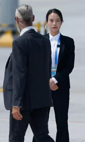 g20峰会90后女保镖走红网络长相甜美性格开朗组图