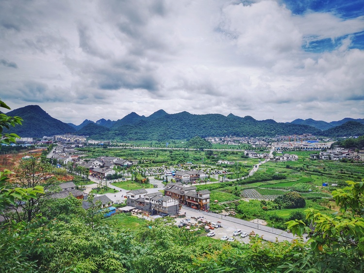 青岩古鎮:打造生態文明古鎮,增強群眾幸福感