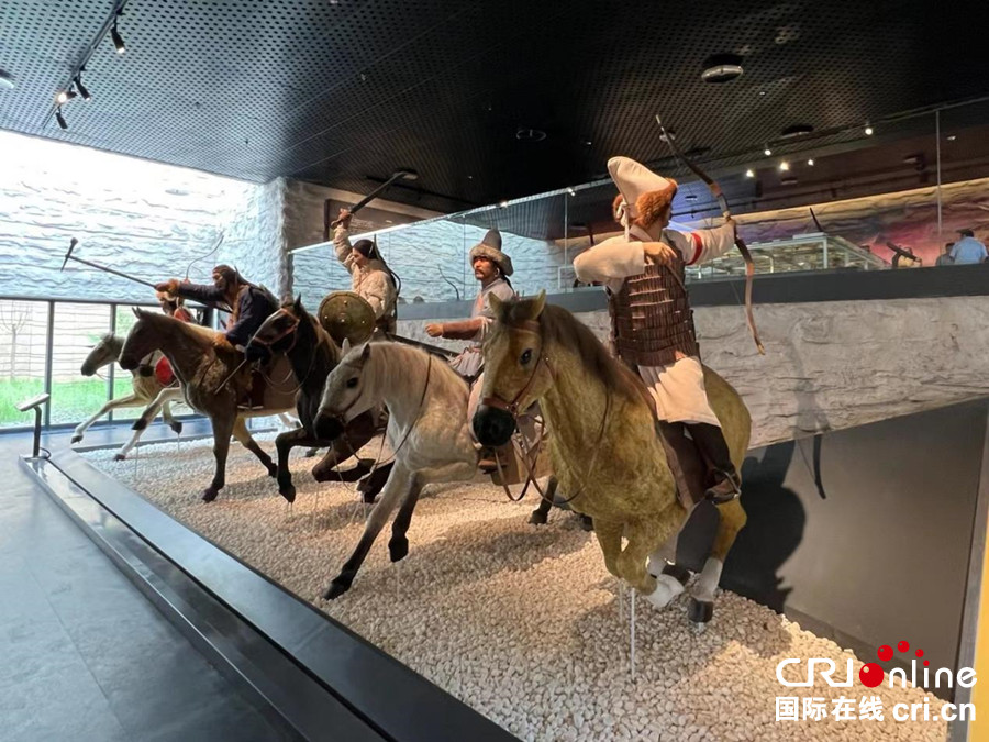 何以中国丨走进统万城遗址 揭开匈奴都城的神秘面纱_fororder_图片4_副本