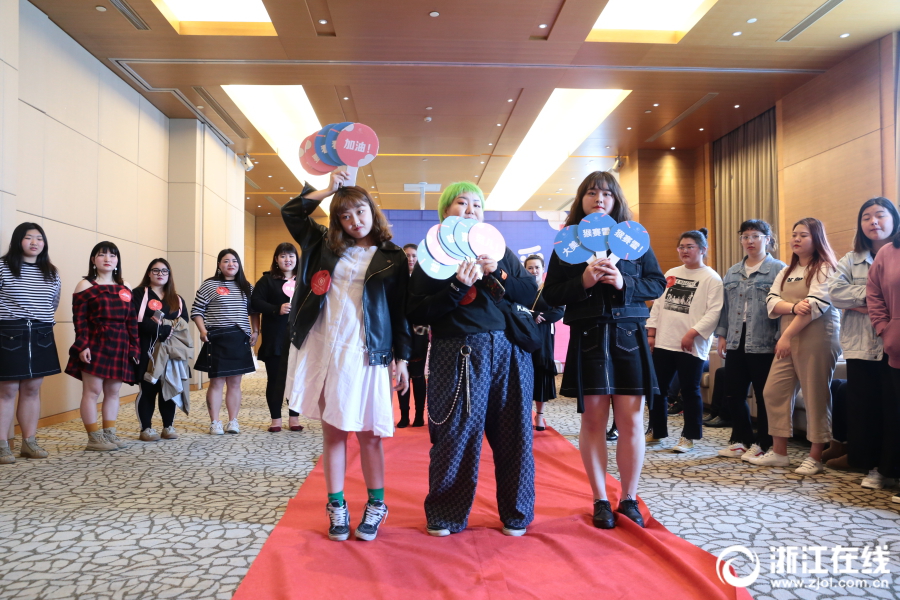 杭州某淘宝店开百万年薪招大码模特 百条标准严格面试