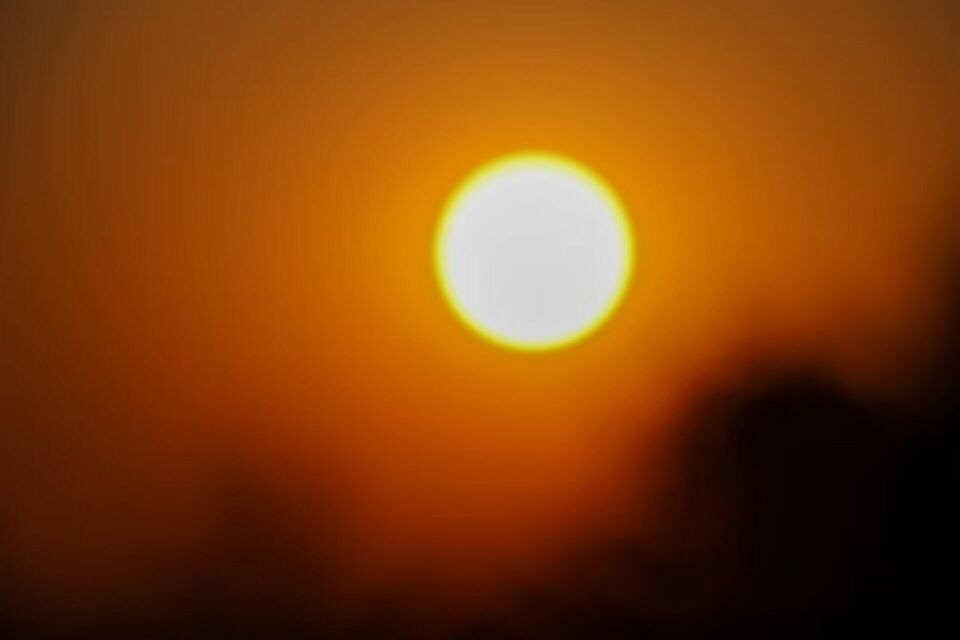 济南：山衔斜阳红霞飞