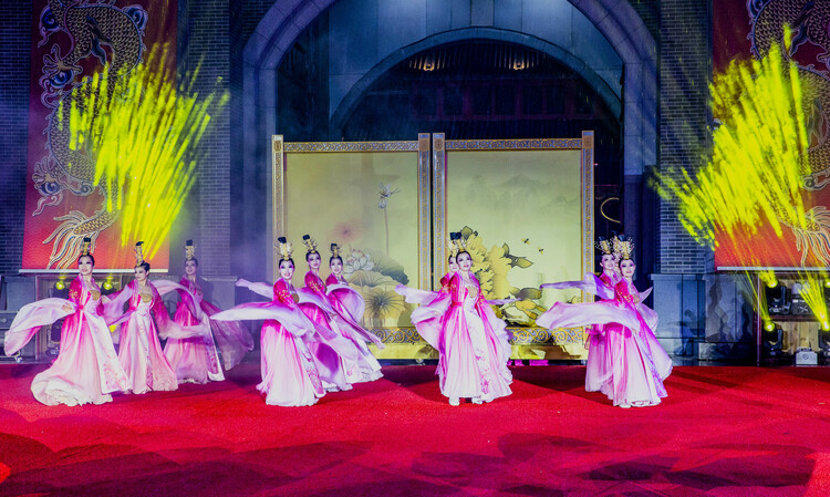 【原创】济南方特将开启连续71天超长游玩模式_fororder_15564132928