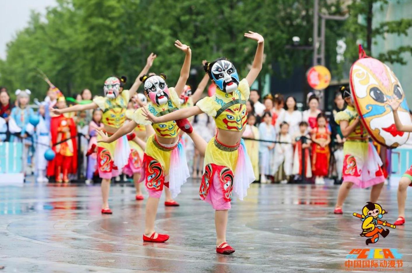 第十九届中国国际动漫节彩车巡游在杭州湖滨步行街拉开帷幕_fororder_微信截图_20230617132330