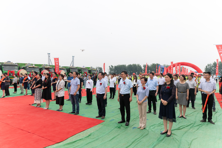 南京航空航天大学金城学院高淳校区奠基典礼隆重举行